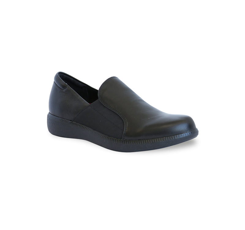 CLAY IS A STEP IN WITH RUBBER OUTSOLE IN BLACK LEATHER - ANGLE VIEW