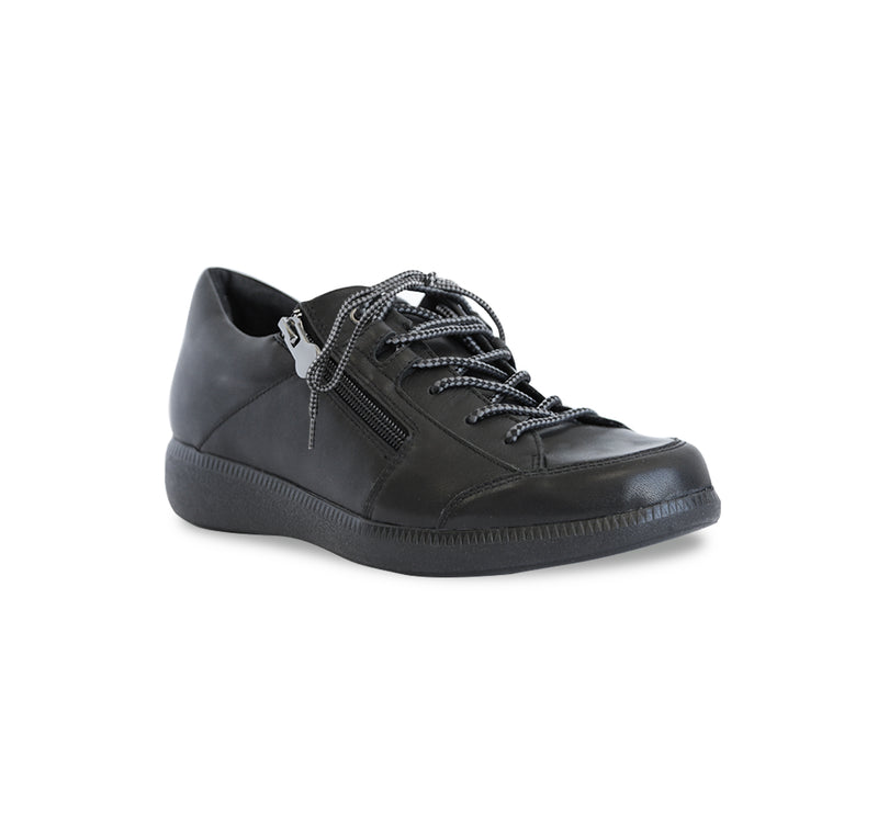 PORTIA IS AN OXFORD WITH ZIPPER ON RUBBER OUTSOLE IN BLACK LEATHER - ANGLE VIEW