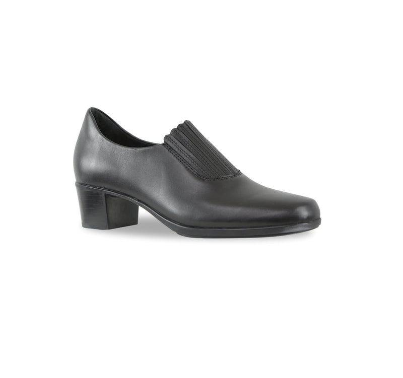 AMARA PUMP SHOOTIE WITH FINGER GORE DESIGN ON UPPER IN BLACK LEATHER-ANGLE VIEW