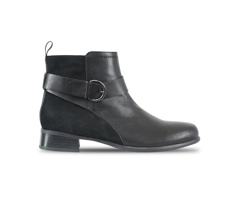 CHESTNUT IN BLACK LEATHER AND SUEDE BOOT WITH LEAWOOD HEEL - SIDE VIEW